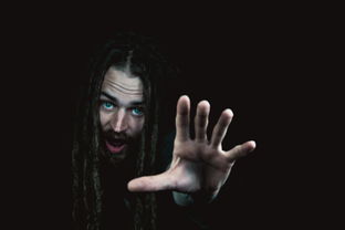 医院代生孩子边吃奶边挣扎烦躁